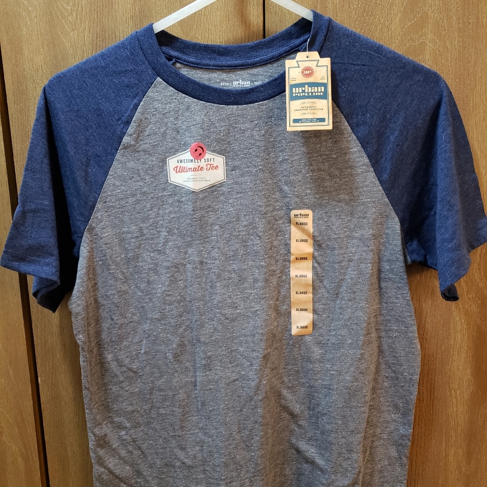 Boys XL short sleeve shirt